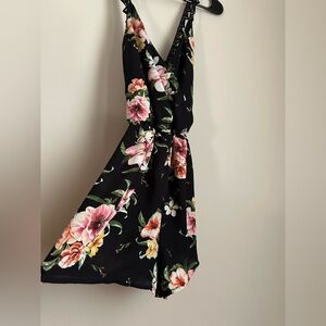 Elegant Black Floral Romper with Lace CrossStraps By Lush, Womens Size Small
